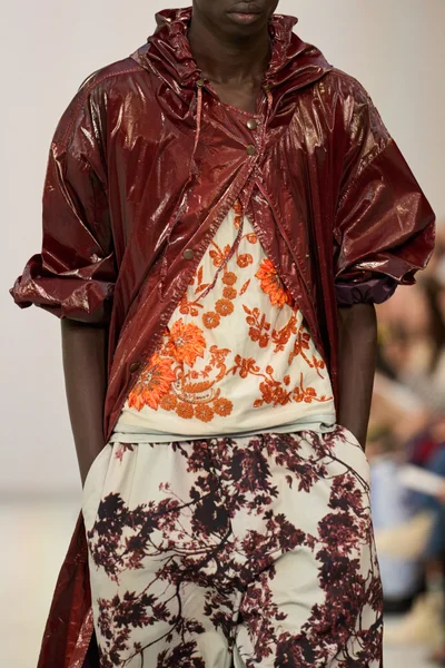 Look 141